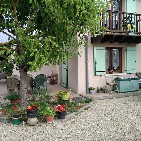 Chambre Chez L'Habitant Ambares-et-Lagrave Екстериор снимка
